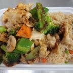 Best Chicken with Garlic Sauce in Erie, PA